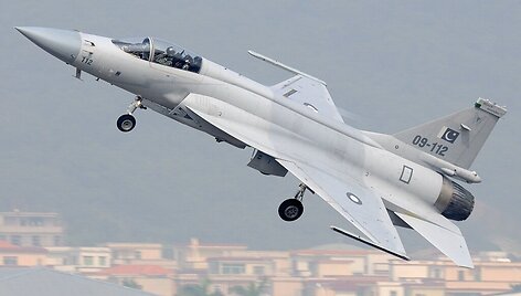 Naikintuvas JF-17