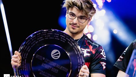 „Twistzz“ su „IEM Sydney“ trofėjumi