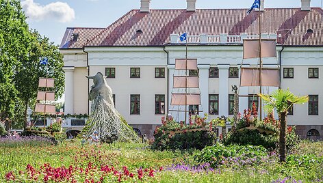 Kokią jūrą rinktis &scaron;ią vasarą &ndash; gėlių ar Baltijos?