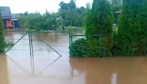 kaisiadoriu-baltojo-birzelio-sodai-atsidure-po-vandeniu