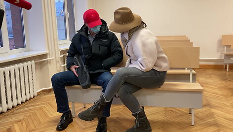 klaipedoje-teisiami-dvasiu-gydytojais-apsimetineje-sukciai