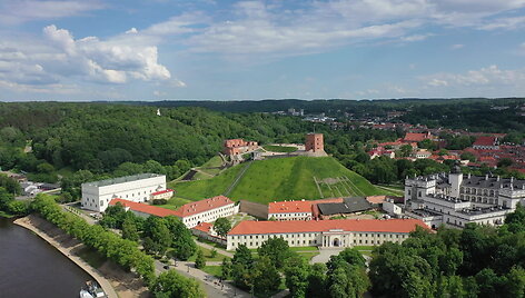 vilniaus-gyventojai-pasidalino-ka-reiktu-daryti-su-nuobodziais-pastatais