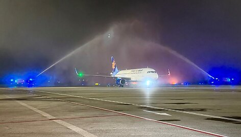 Oro bendrovės &bdquo;Israir&ldquo; inauguracinis atvykimas į Vilniaus oro uostą pernai birželį