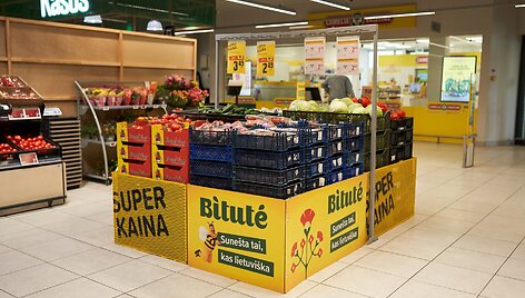 &bdquo;Iki&ldquo; lentynose nutūpė tūkstančiai bitučių 