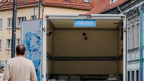 Per 2 valandas &ndash; tu&scaron;čias vilkikas: vilniečių poelgis nustebino