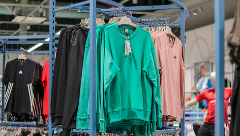 Pozityvūs rezultatai, augantys klientų srautai ir naujienos lentynose: &bdquo;Outlet Park&ldquo; įsikūrusios &bdquo;Adidas Outlet&ldquo; ruduo &ndash; produktyvus 