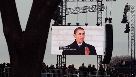 Barackas Obama ekrane