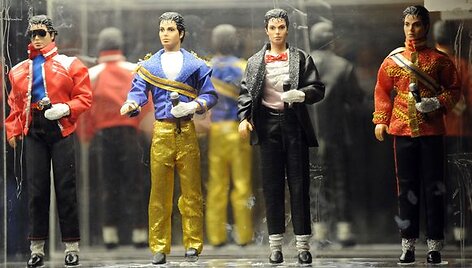 Michaelo Jacksono lėlės