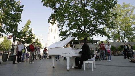 Pianistas  Petras Geniu&scaron;as