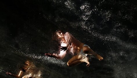 &bdquo;Fuerza Bruta&ldquo; pasirodymas