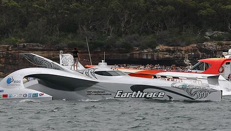 Laivas &bdquo;Earthrace&ldquo;