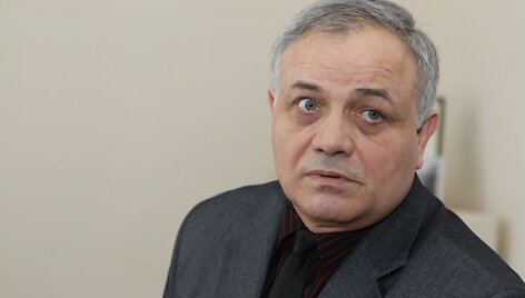 Garliavos Jonučių vidurinė mokyklos direktorius Aloyzas Pakuolkis