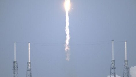 Atlas V raketa pakilo į Mėnulį