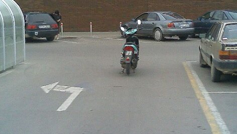 Fotopolicija, motoroleris