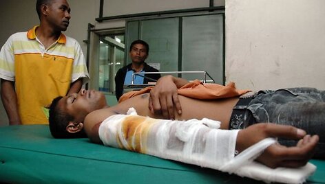 Sužeistieji po žemės drebėjimo Indonezijoje, Balio saloje 