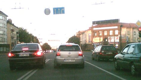 Fotopolicija: BMW be taisyklių