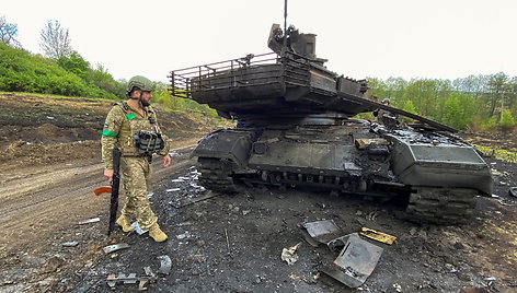 Ukrainiečių sunaikintas tankas T-90M „Proryv“