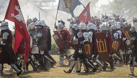 Lietuvos kariai Žalgirio mūšio lauke paminėjo 613-ąsias pergalės metines.