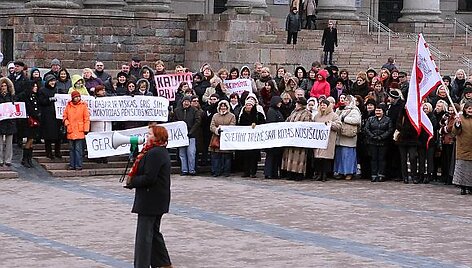Mokytojai piketuoja