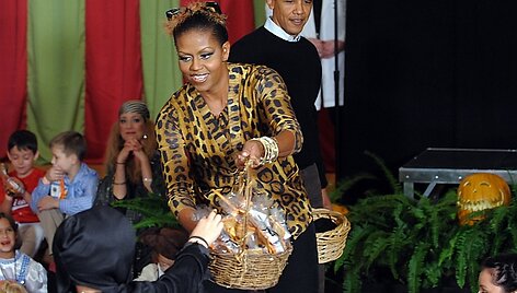 Michelle Obama per Helovino &scaron;ventę tapo Moterimi-Kate.
