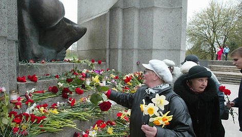 Monumentas sovietų kariams Tartu