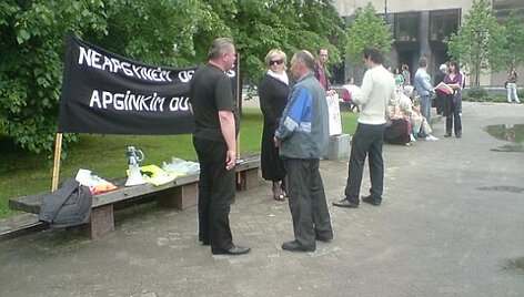 Drąsiaus Kedžio &scaron;alininkų akcija prie Seimo