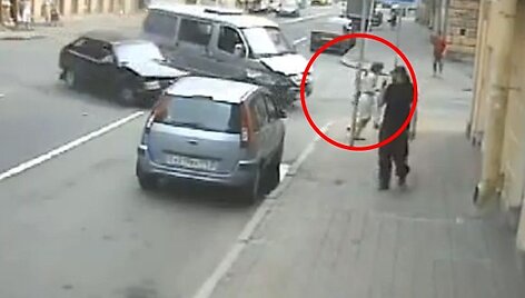 Moterį i&scaron;gelbėjo stebuklas ir greita reakcija.