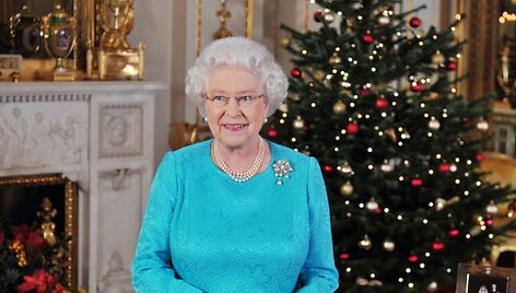 Karalienė Elizabeth II nusprendė &scaron;iemet nerengti kalėdų vakarėlio.