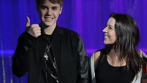 Justinas Bieberis su motina Pattie Mallette