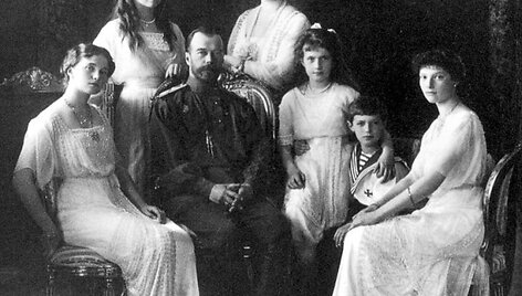 Nikolajus II su &scaron;eima