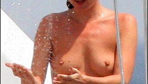 Kate Moss kūnas žavi gerbėjus.