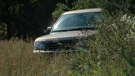 Automobilis, kuriame rastas vyras peršauta galva