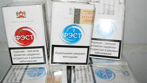 Cigarečių kontrabanda mikroautobuse