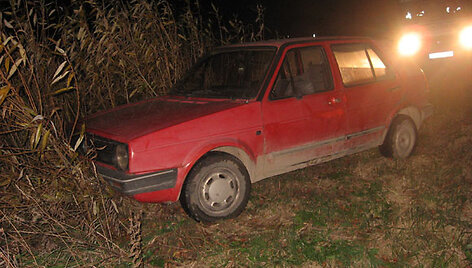 Joni&scaron;kio r. pavogtas &bdquo;VW Golf&ldquo;