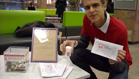 Prie akcijos gali prisidėti kiekvienas studentas, įsigijęs už auką specialią Lietuvos &bdquo;Caritas&ldquo; žvakutę  universitete.