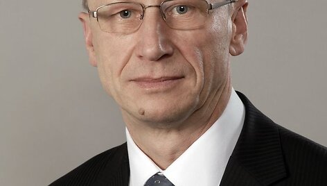 LŽŪU rektoriumi tapo Antanas Maziliauskas.