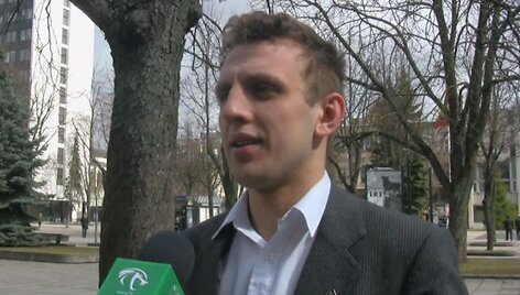 Siekdama patikrinti studentų žinias apie studijas, KTU SA pradėjo akreditaciją.