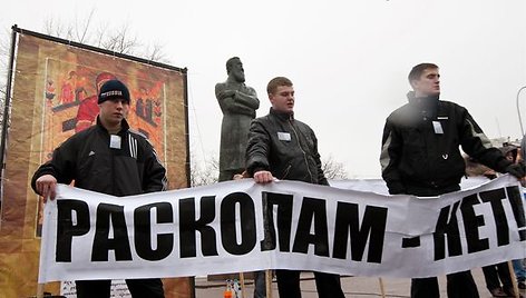 Vienas iš „Naši“ aktyvistų protestų.