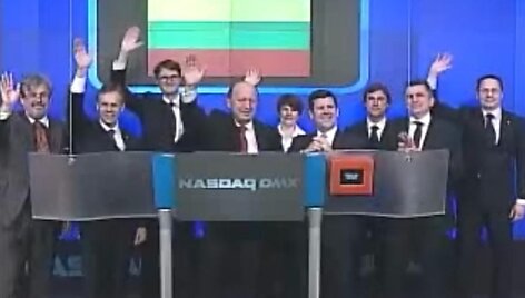 Andrius Kubilius ir visa delgacija per &bdquo;Nasdaq&ldquo; akcijų biržos rytinės prekybos sesijos atidarymo ceremoniją.