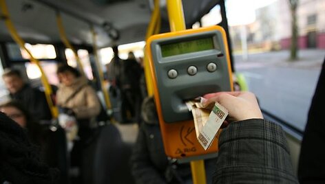 Transporto bilietų kainos Kaune keisis nuo sausio 1 dienos.
