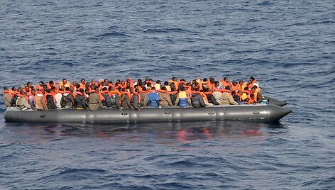 Migrantus i&scaron;gelbėjo Maltos karinis jūrų laivynas.