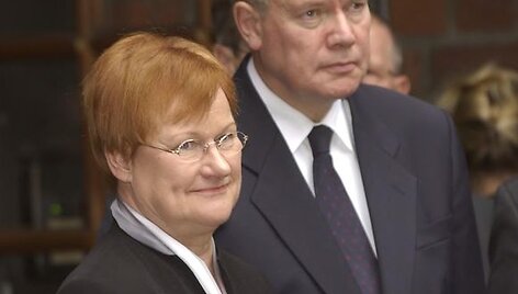 Buvęs Suomijos premjeras Paavo Lipponenas su prezidente T.Halonen.