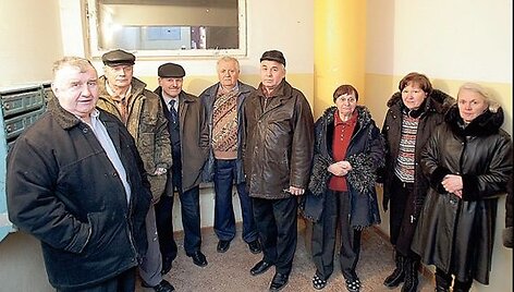 Visi &scaron;ie žmonės yra &bdquo;teroristai&ldquo;, atseit skriaudžiantys I.Dzedulionienę.