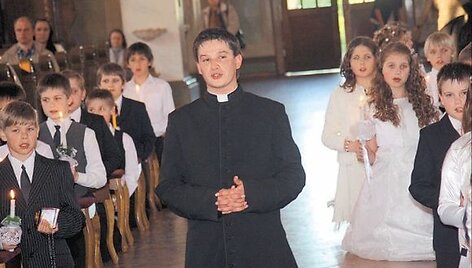 Klierikas norėtų, kad nei vienas i&scaron; veikų nesijaustų nuskriaustas ir siektų būti reikalingas kitiems.