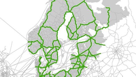 Baltijos jūros regiono transporto tinklas, pagal i&scaron;ankstinę Baltic Transport Outlook 2030 (http://www.baltictransportoutlook.eu/) studiją. Žaliai pažymėti automobilių greitkeliai ir svarbesnės magistralės.