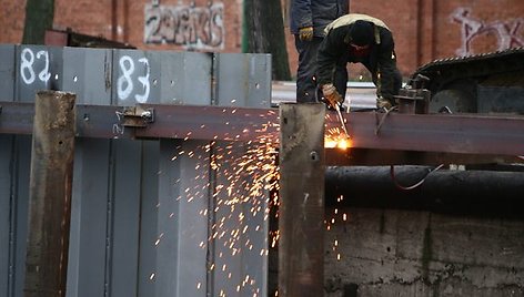 Mažųjų laivų asociacijos nariai nepatenkinti Danės krantinės rekonstrukcija - esą darbai atlikti gražiai, bet ne funkcionaliai. 