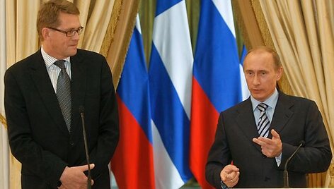 V. Putinas po susitikimo su Suomijos vyriausybės vadovu Mattiu Vanhanenu i&scaron;rei&scaron;kė abejones dėl &bdquo;Nord Stream&ldquo; dujotiekio. 