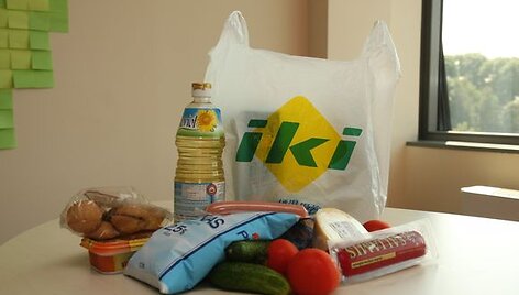 Palyginus pagrindinių maisto produktų kainas 4 didžiuosiuose prekybos centruose, jos beveik nesiskiria.