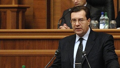 Proeuropieti&scaron;ką kandidatą M.Lupu komunistai laiko i&scaron;daviku.