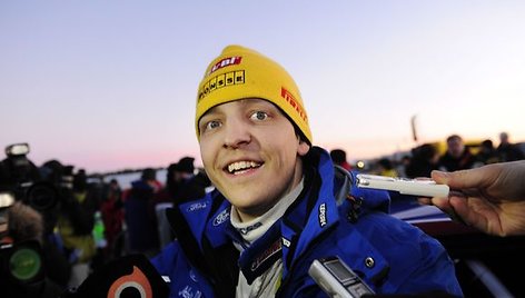 Pasaulio autoralio čempionato lyderiu tapo Mikko Hirvonenas.